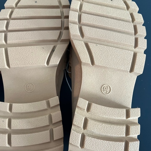 NWT A New Day Archie Lug Sole Loafer Flats - Picture 2 of 3